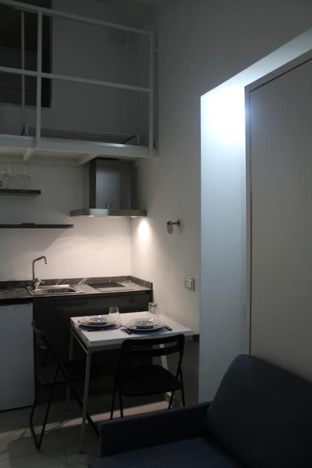 Apartamento Piccolo Loft A Due Passi Dal Castello Milán Exterior foto